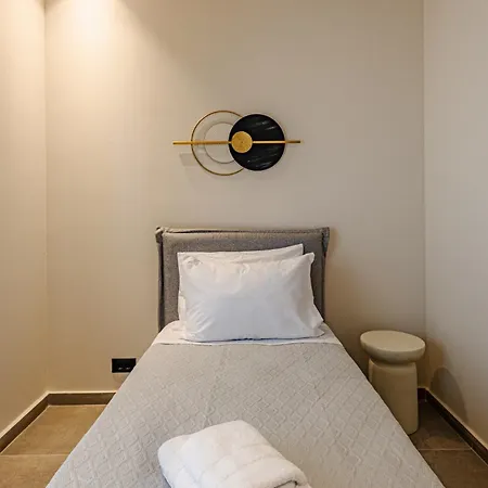 The Veil Rhodes - 2nd Floor * Rhodes City